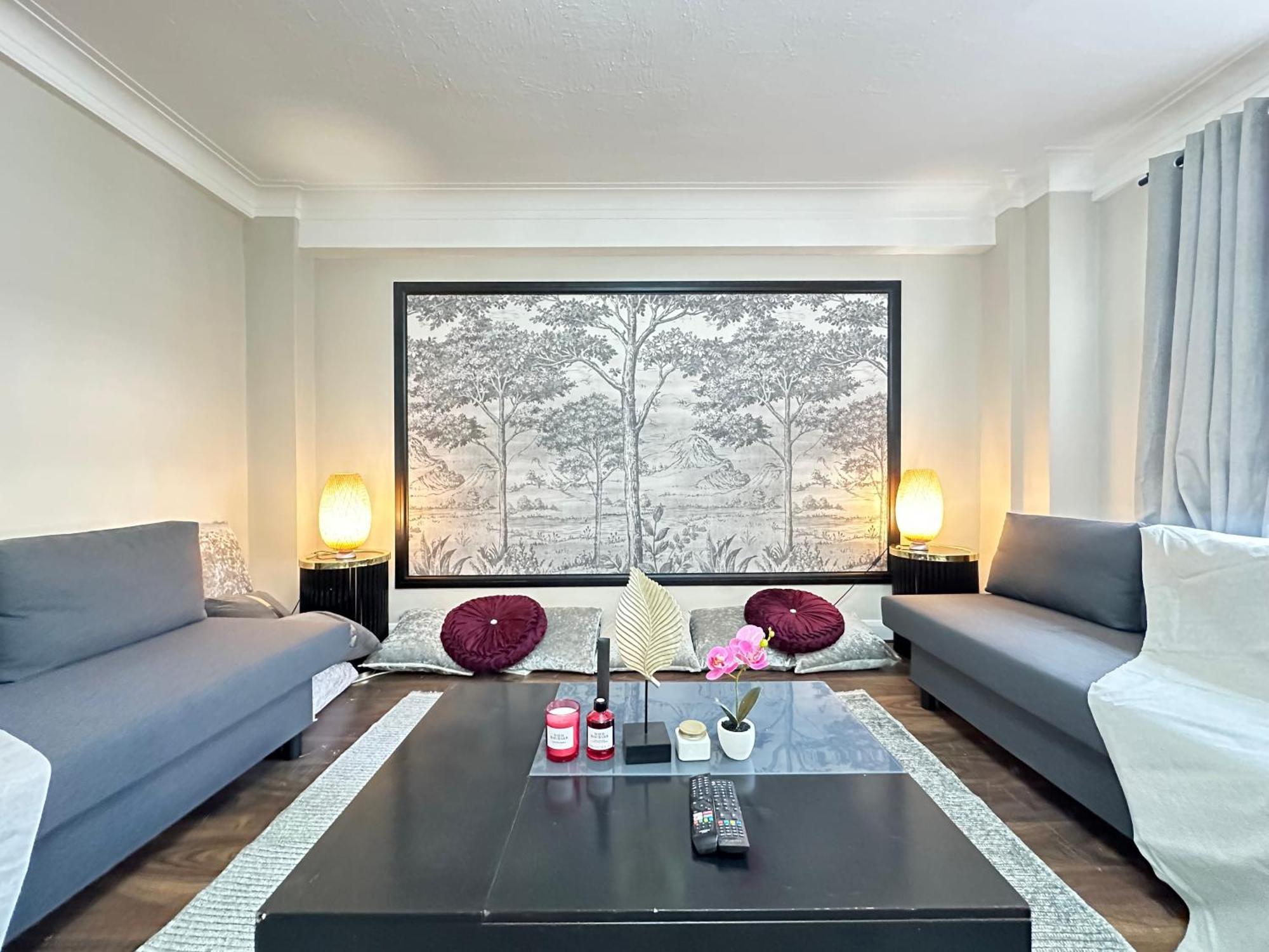 Hyde Park Comfortable Two Bedroom Apartment لندن المظهر الخارجي الصورة
