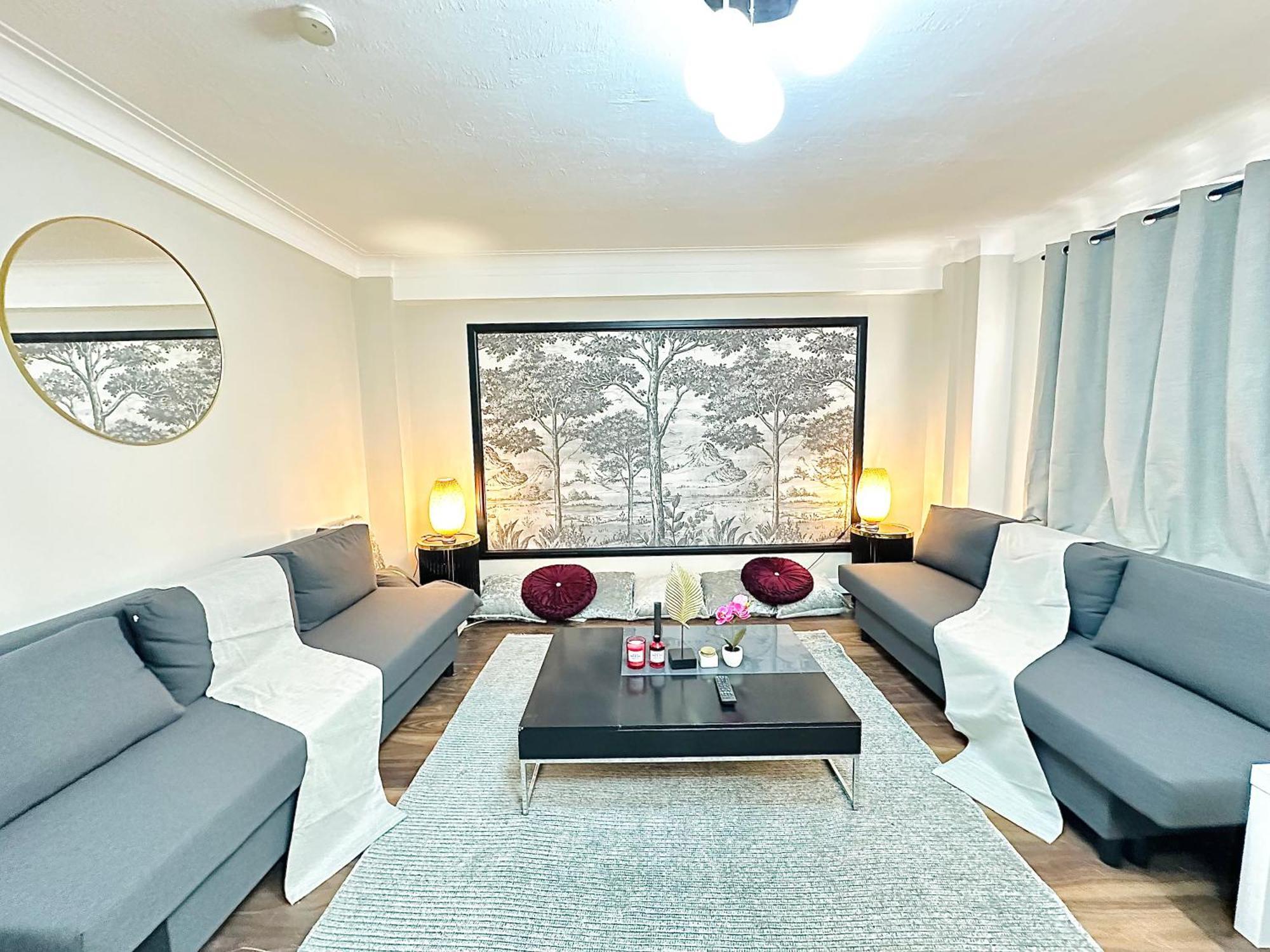Hyde Park Comfortable Two Bedroom Apartment لندن المظهر الخارجي الصورة